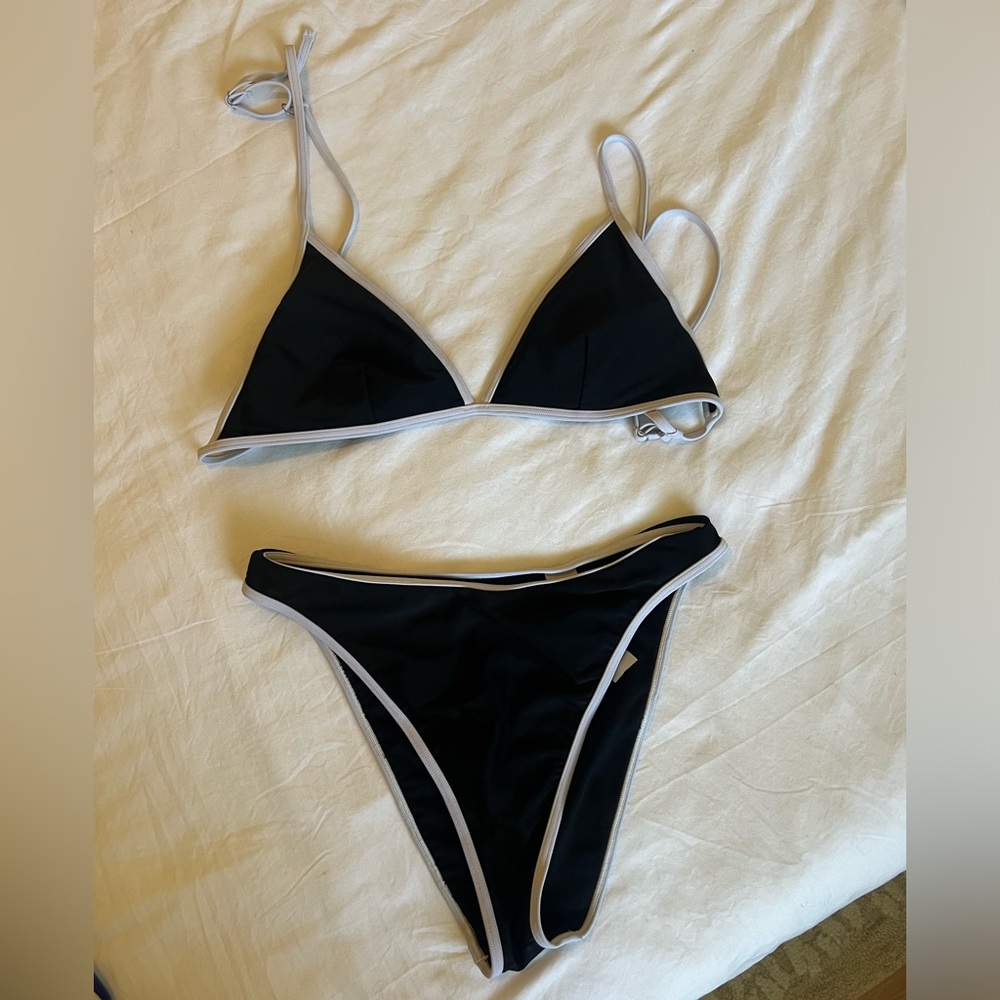 Abercrombie & Fitch swimsuit set- BLACK / WHITE
